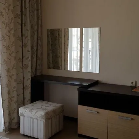 Appartement Комплекс Тарсис Холл